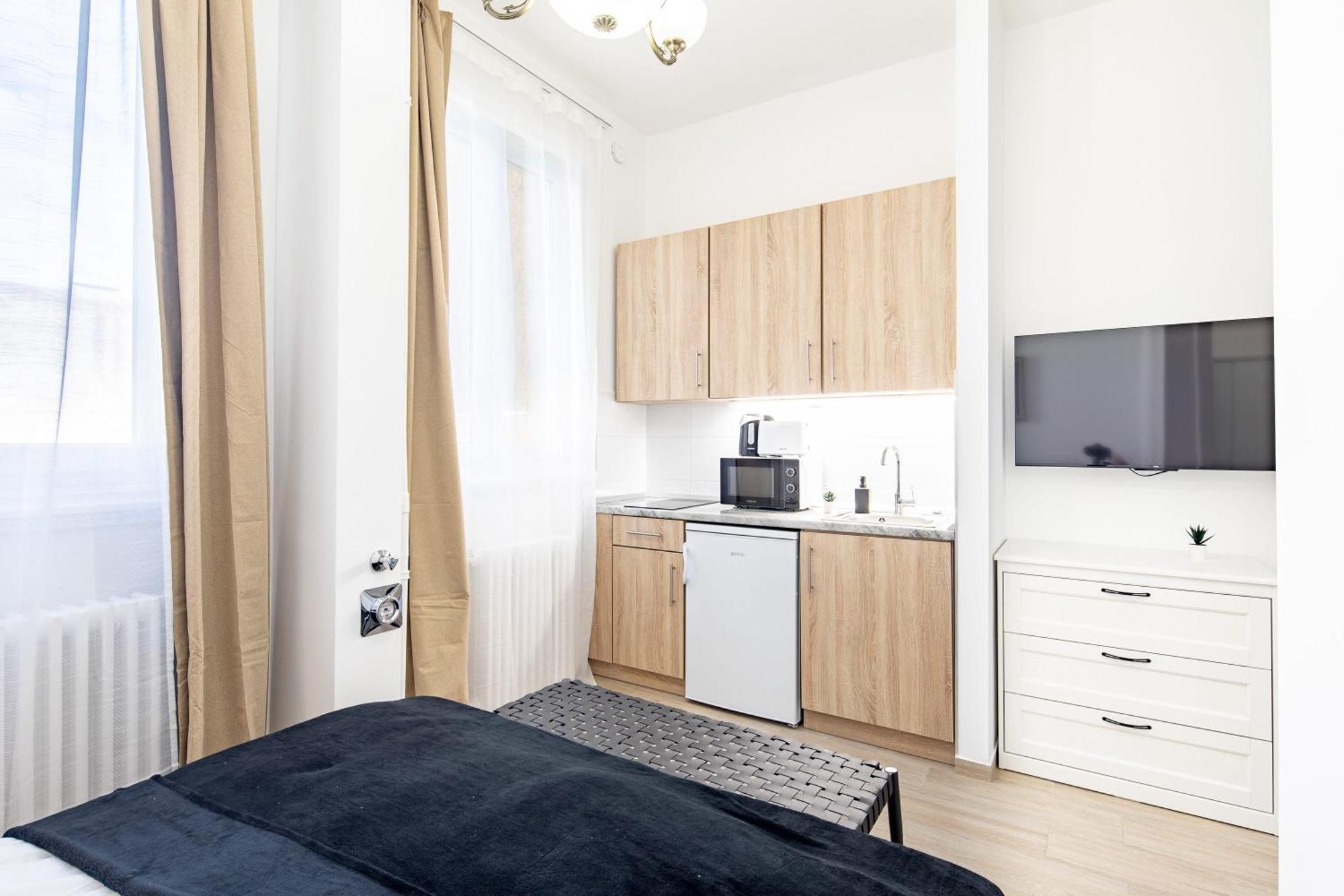 - Stylish New - Ac Apartment *